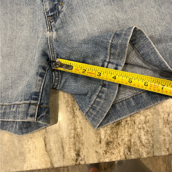 Tommy Hilfiger shorts size 6 - Picture 3 of 10